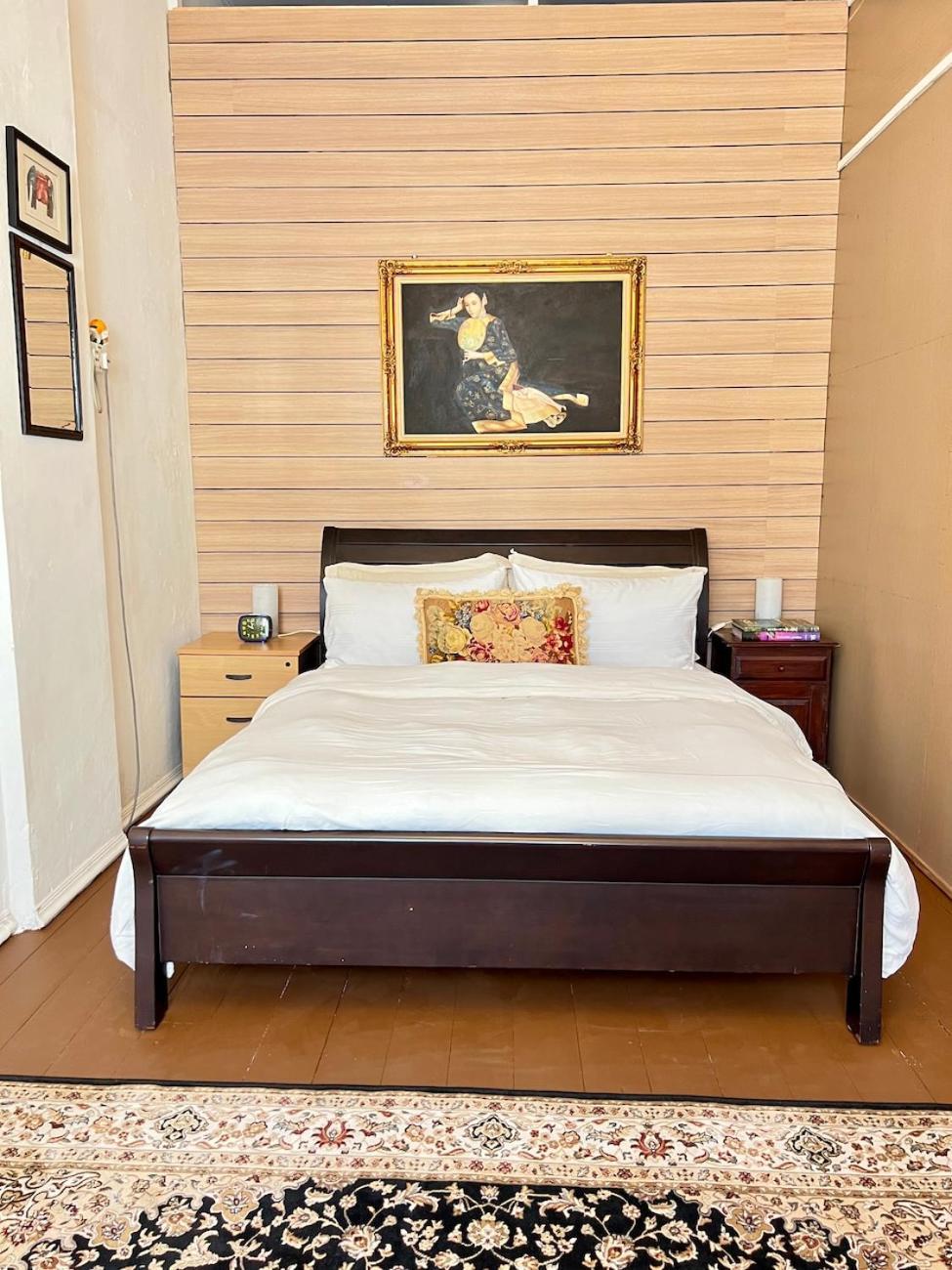Apartment Pertak Siring At *